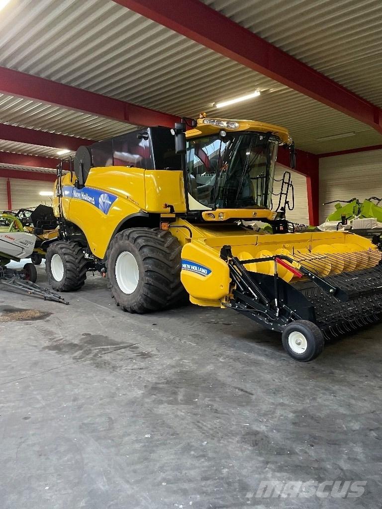 New Holland CX 8080 Kombinované zberacie stroje