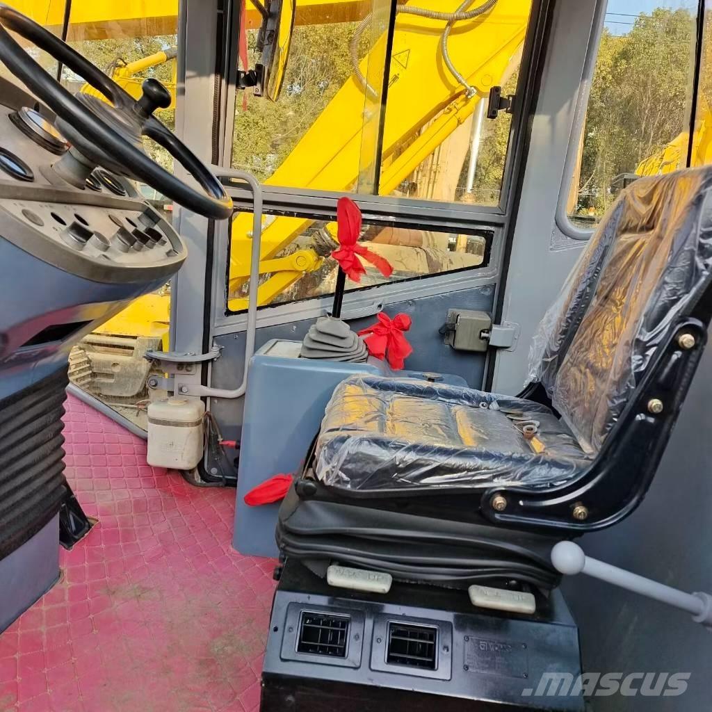 XCMG XS143J Ťahačové valce