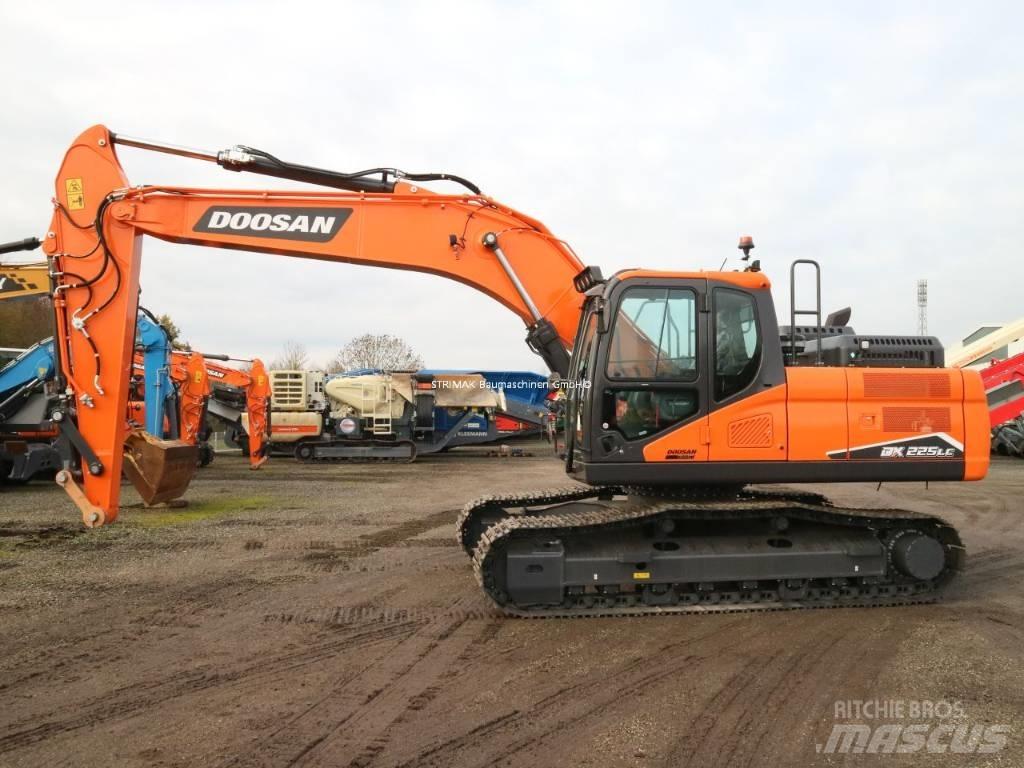 Doosan DX 225 LC-7 Pásové rýpadlá