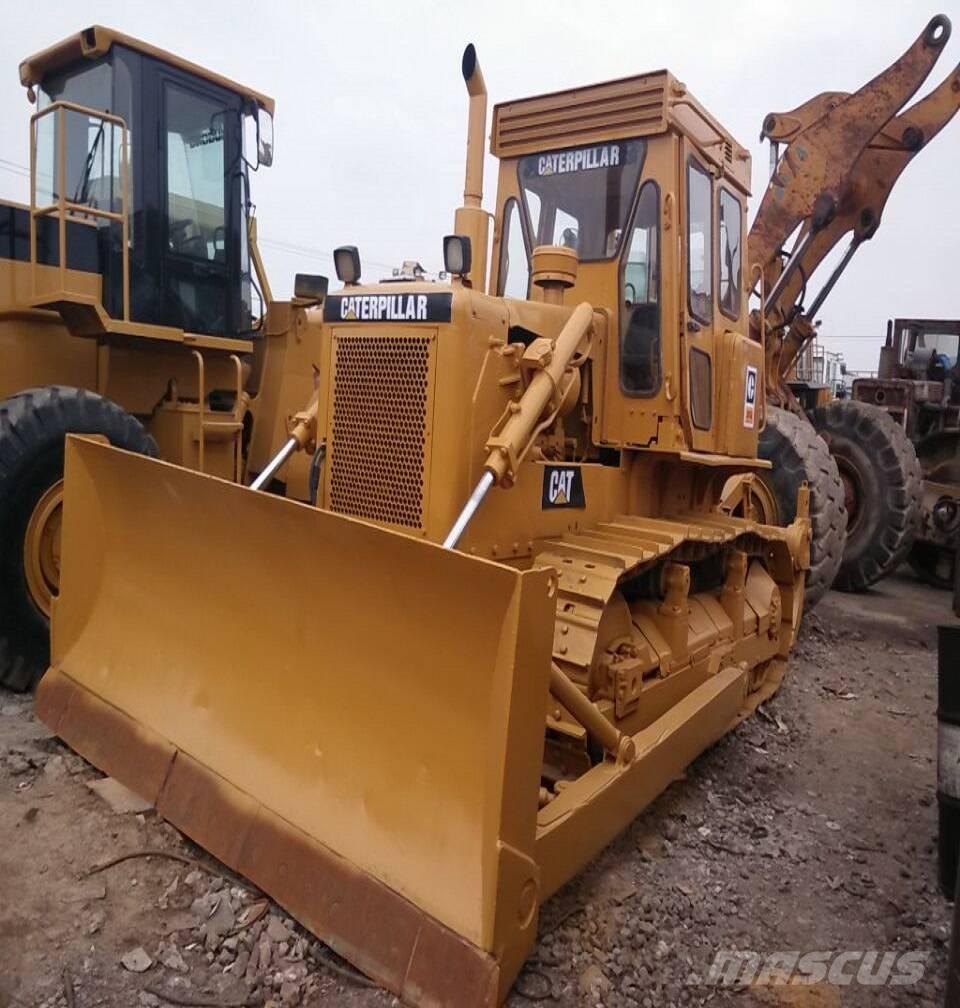 CAT D 7 G Pásové dozéry