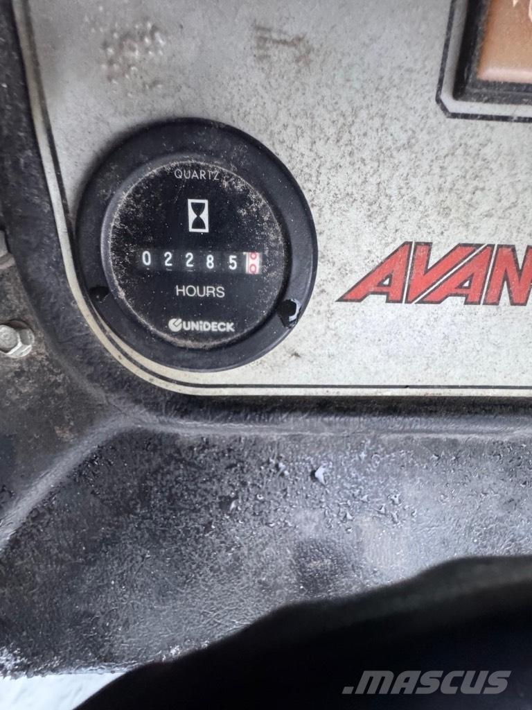 Avant 520+ Mininakladače