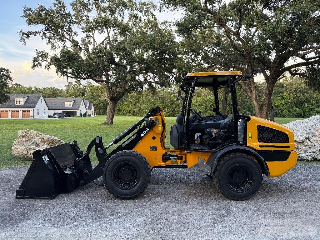 JCB 407 Kolesové nakladače