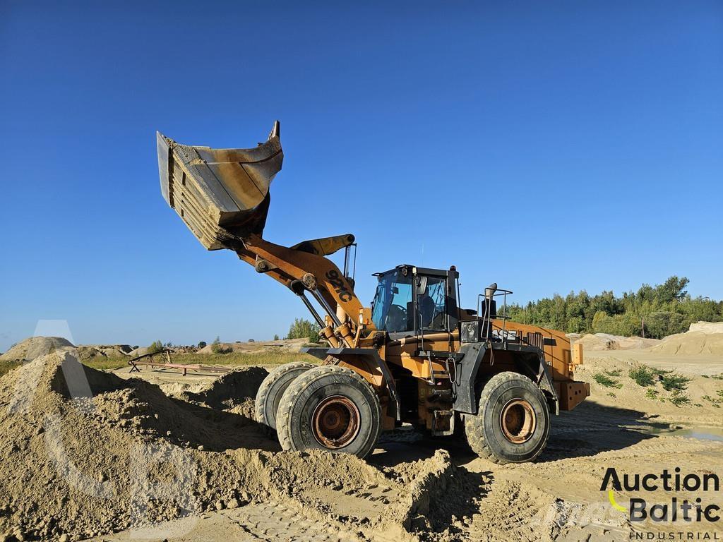 CASE 921C/2 Kolesové nakladače