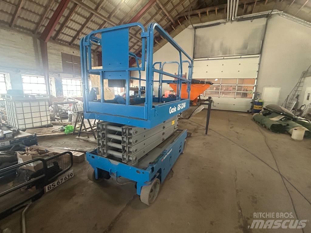 Genie GS3246 Nožnicové zdvíhacie plošiny