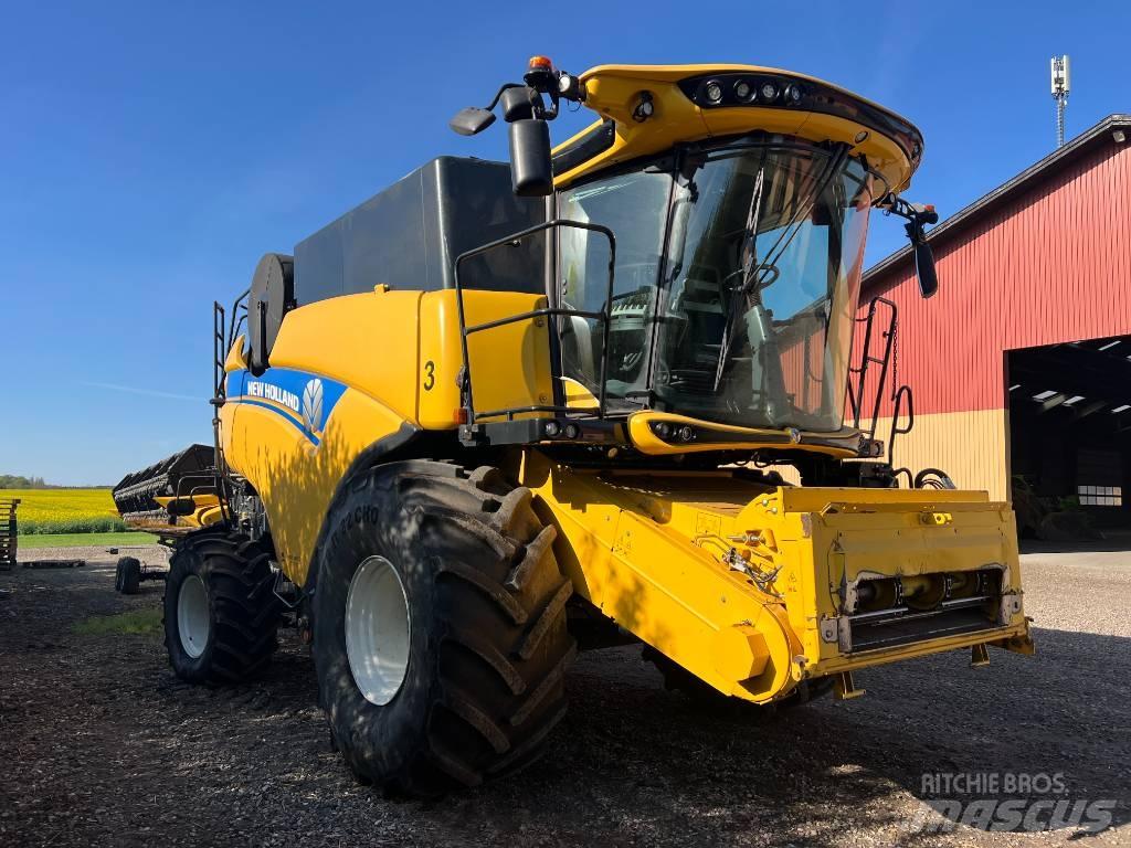 New Holland 8.85 Kombinované zberacie stroje