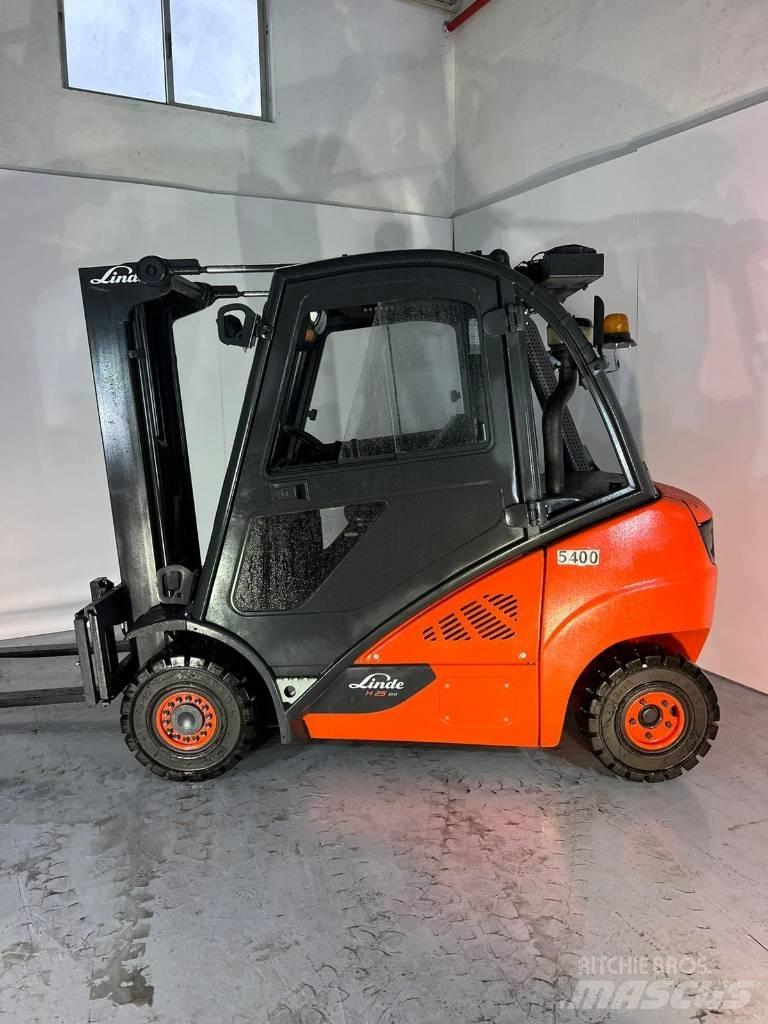 Linde H 25 D Dieselové vozíky