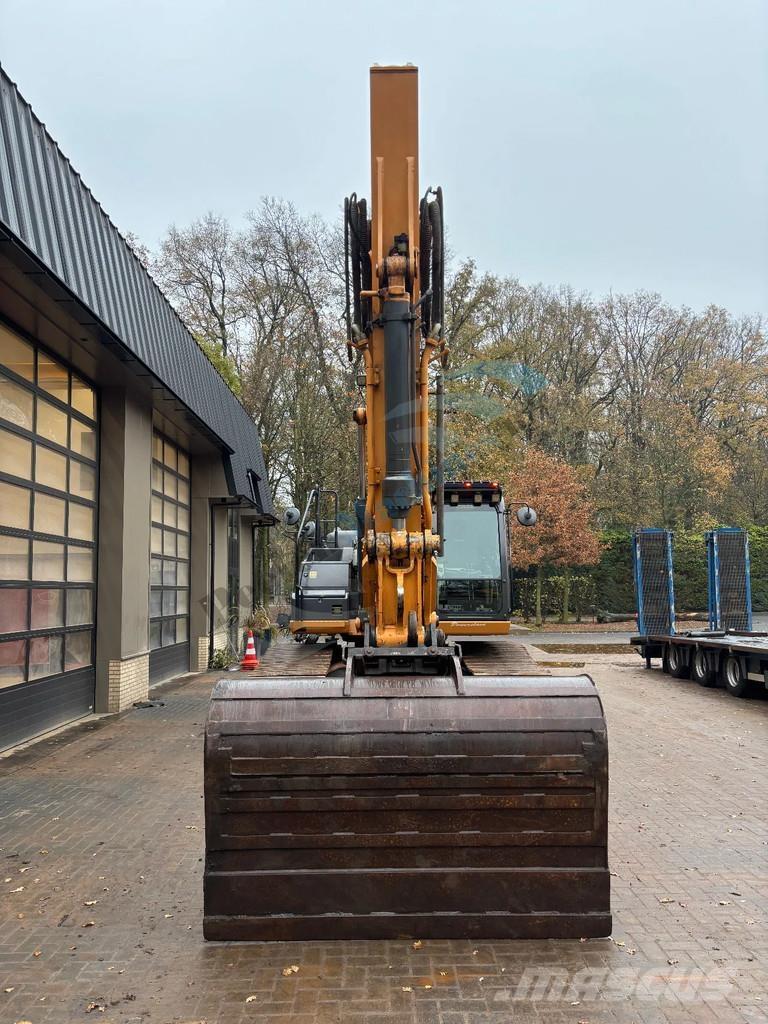 CASE CX 300 D Pásové rýpadlá