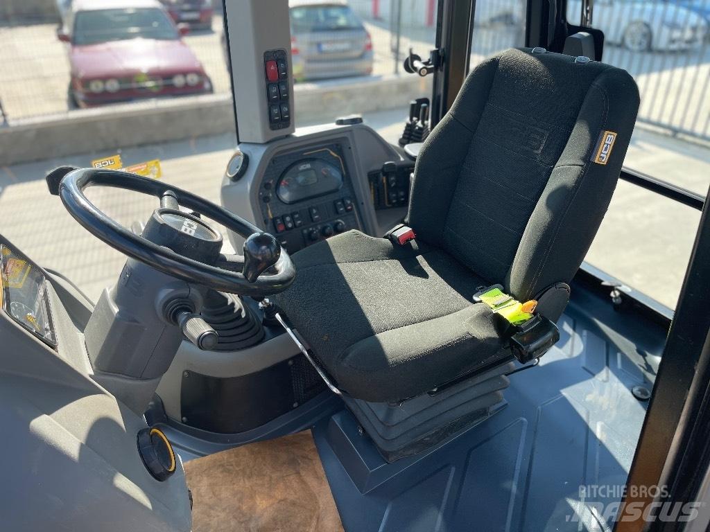 JCB 3 CX / compact Rýpadlo-nakladače