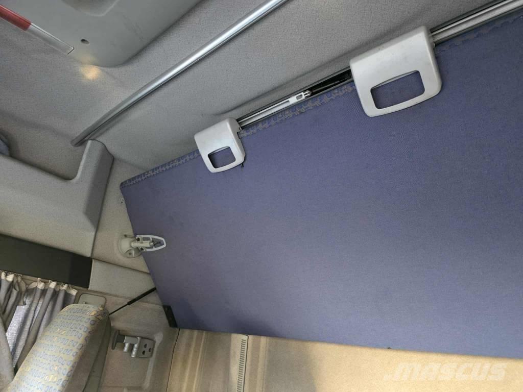 MAN TGA 26.410 Nákladné vozidlá s bočnou zhrnovacou plachtou