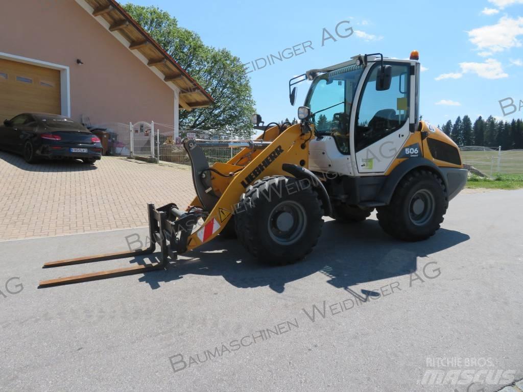 Liebherr L 506 Kolesové nakladače