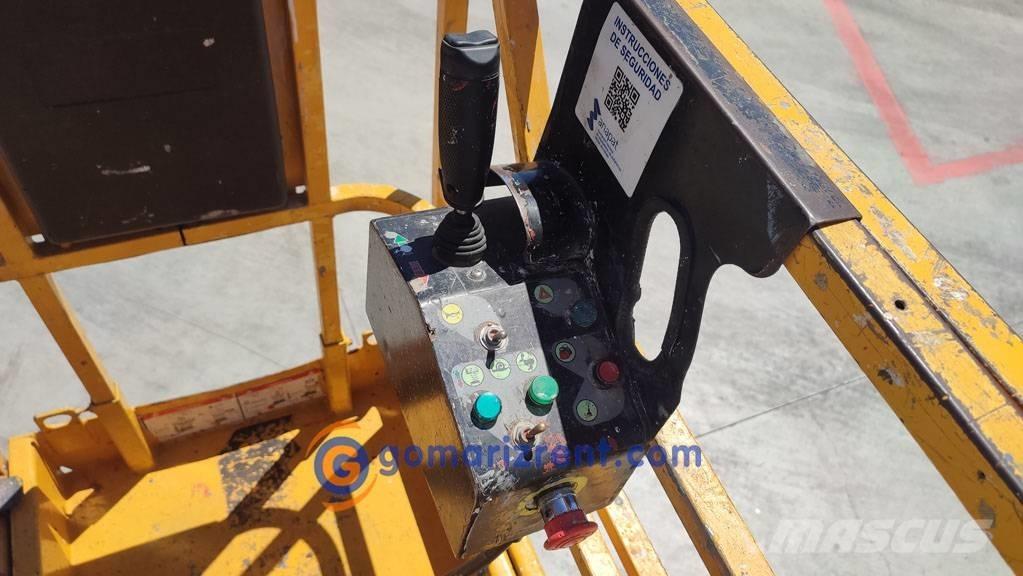 Haulotte Compact 8 Nožnicové zdvíhacie plošiny