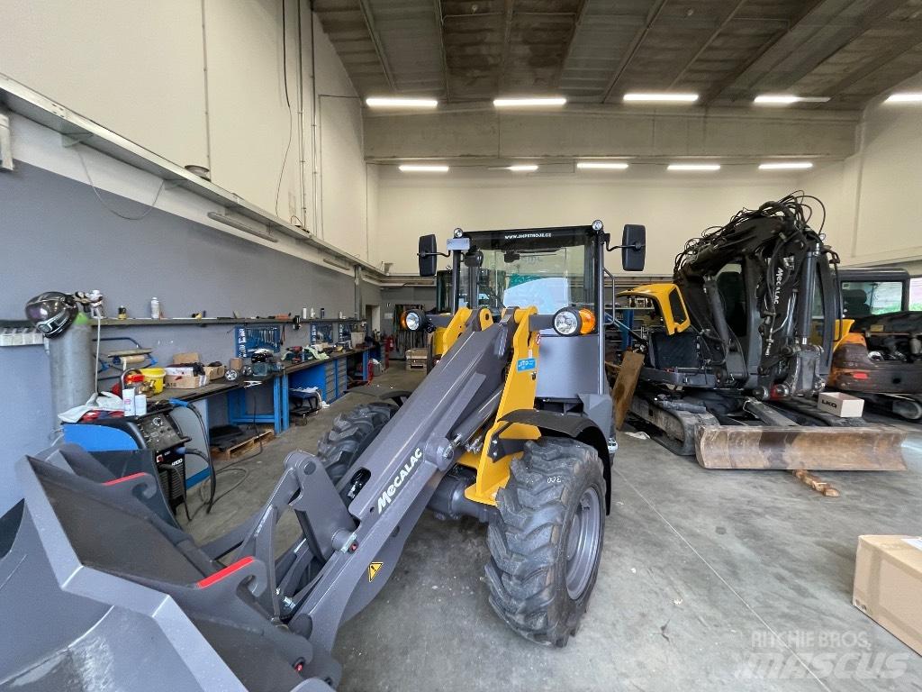 Mecalac AX 850 Kolesové nakladače