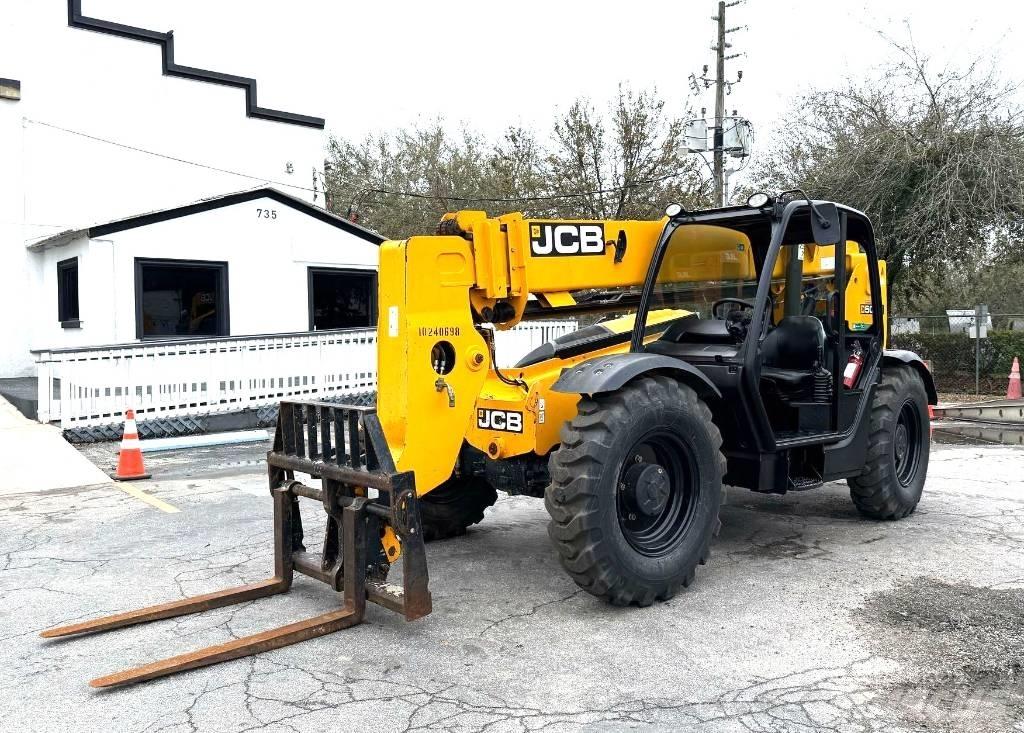 JCB 506-36 Teleskopické manipulátory