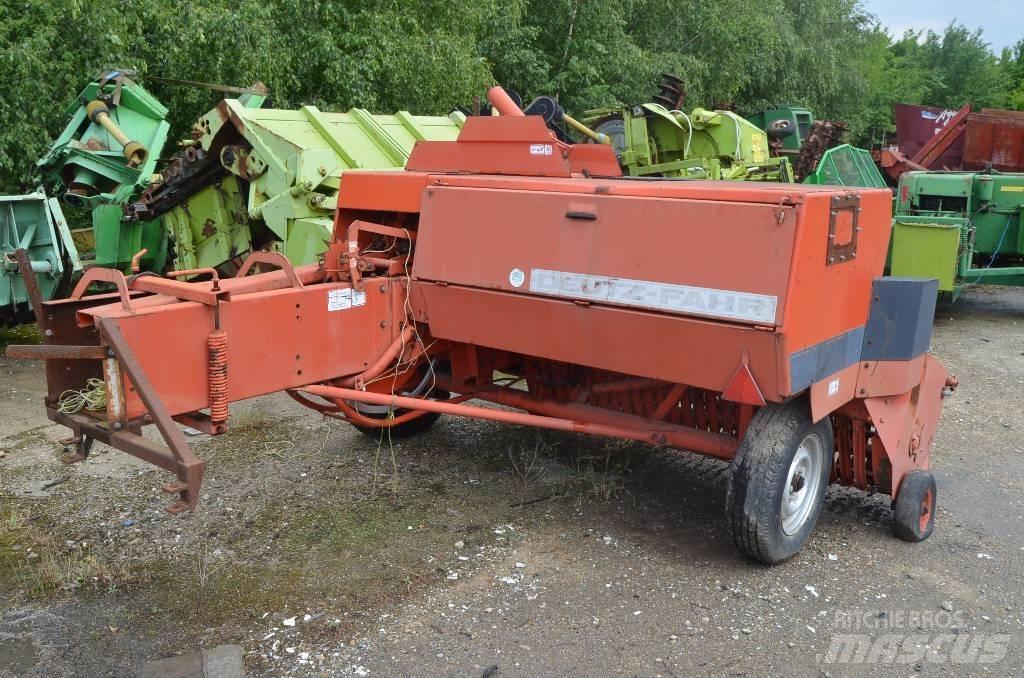 Deutz-Fahr HD490 Lisy na hranaté balíky