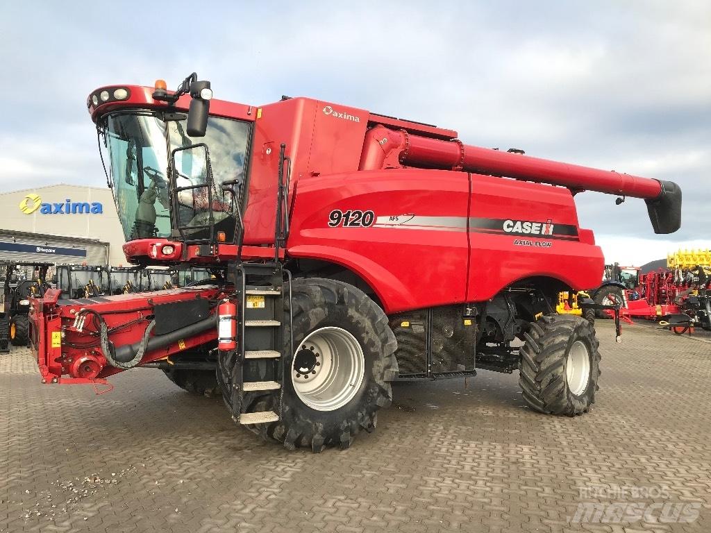 Case IH 9120 Kombinované zberacie stroje