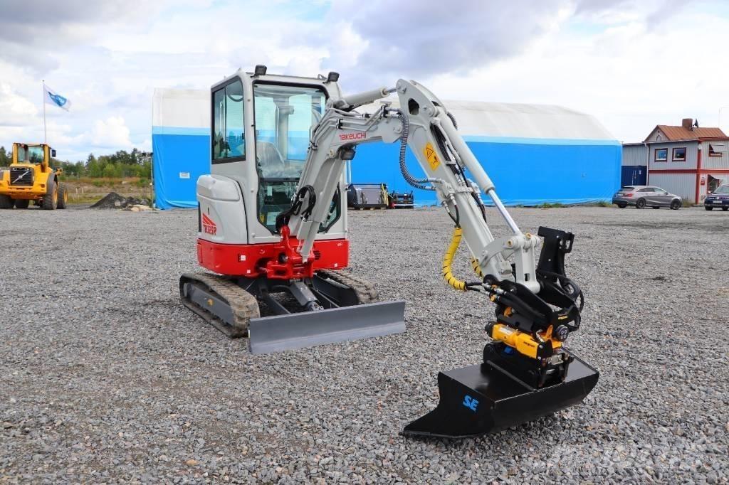 Takeuchi TB325R Mini rýpadlá < 7t