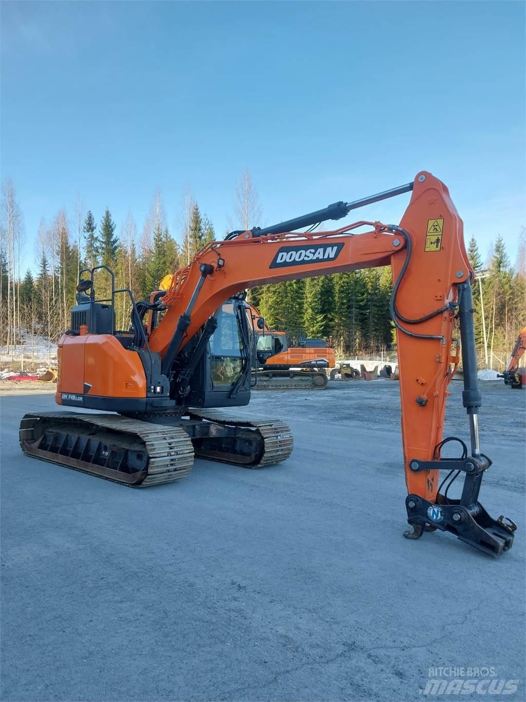 Doosan DX 140LCR 7 Pásové rýpadlá