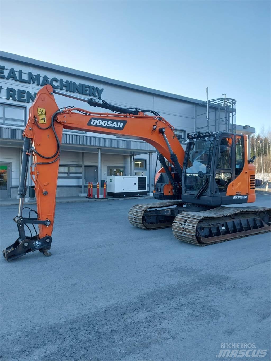 Doosan DX 140LCR 7 Pásové rýpadlá