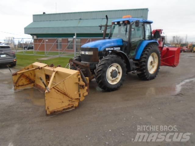 New Holland TM 125 Traktory