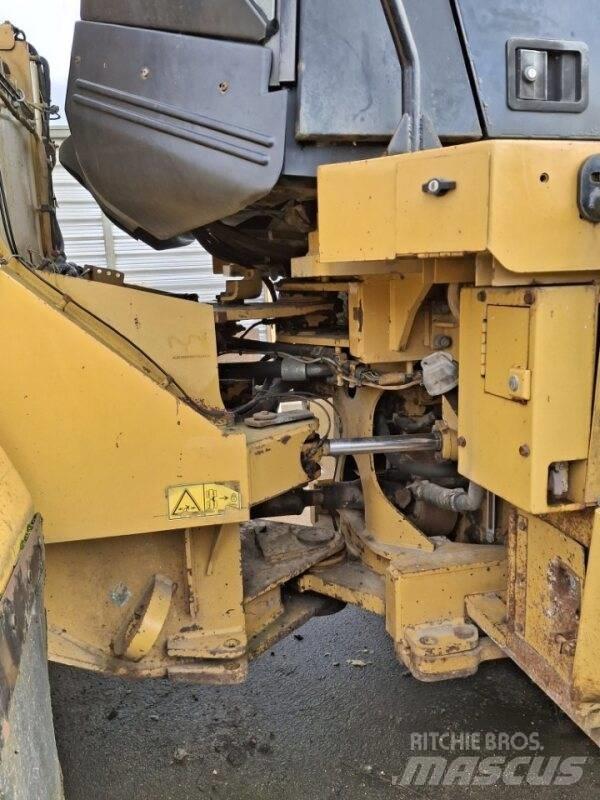 CAT 950H Kolesové nakladače