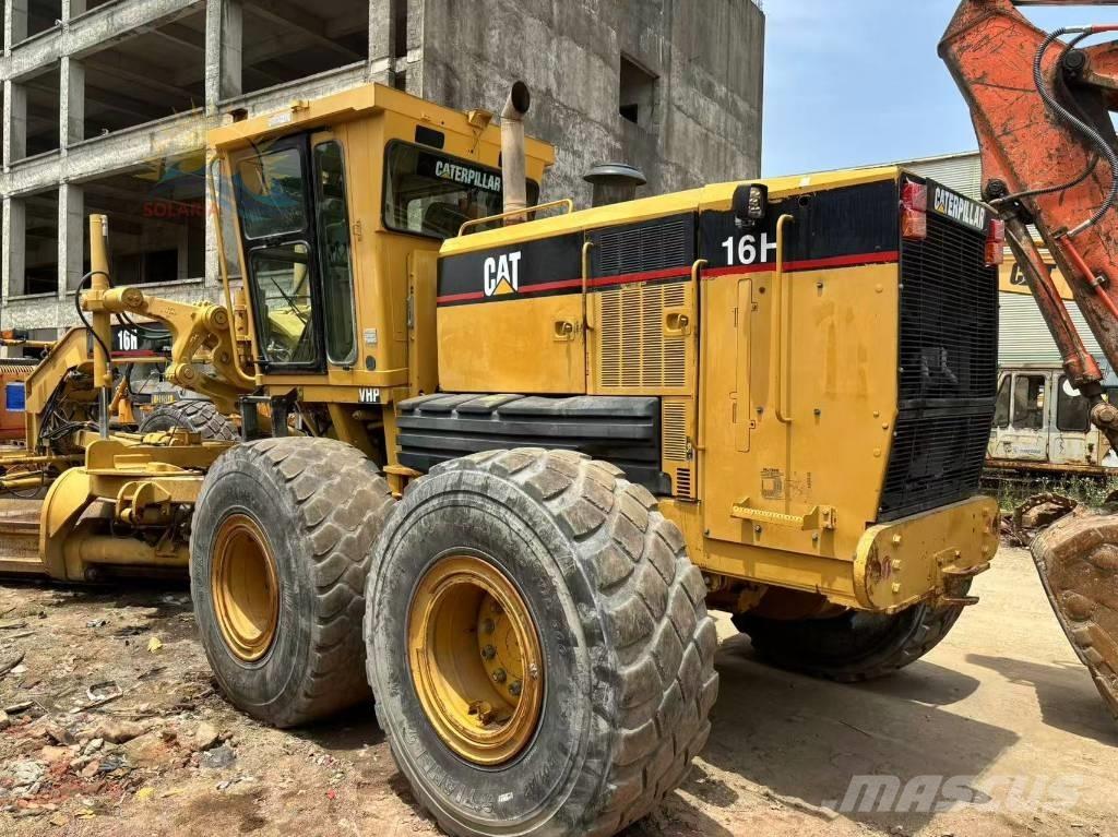 CAT 16 H Grejdery