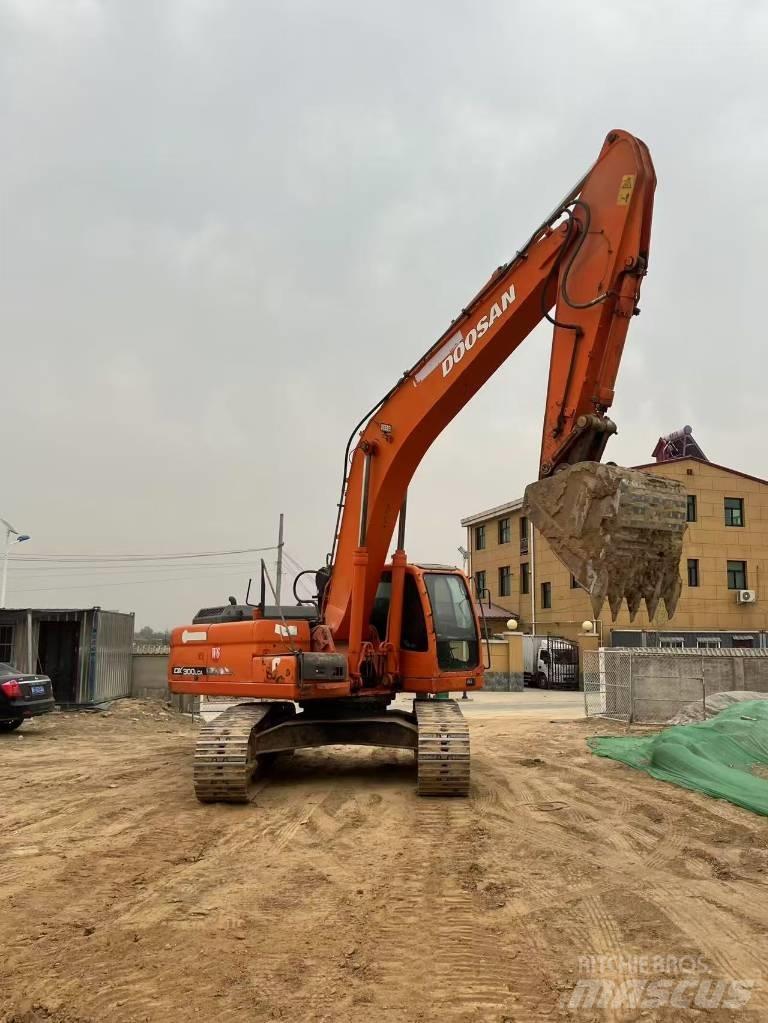 Doosan DX300LCA Pásové rýpadlá