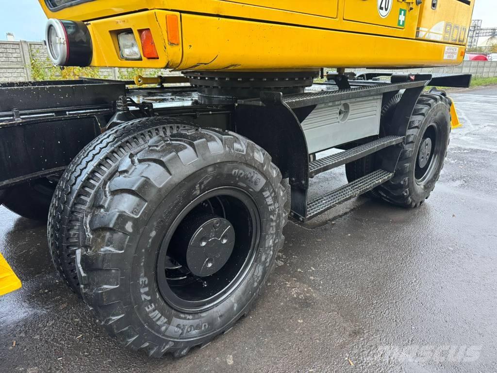 Liebherr A 900 C ZW Kolesové rýpadlá