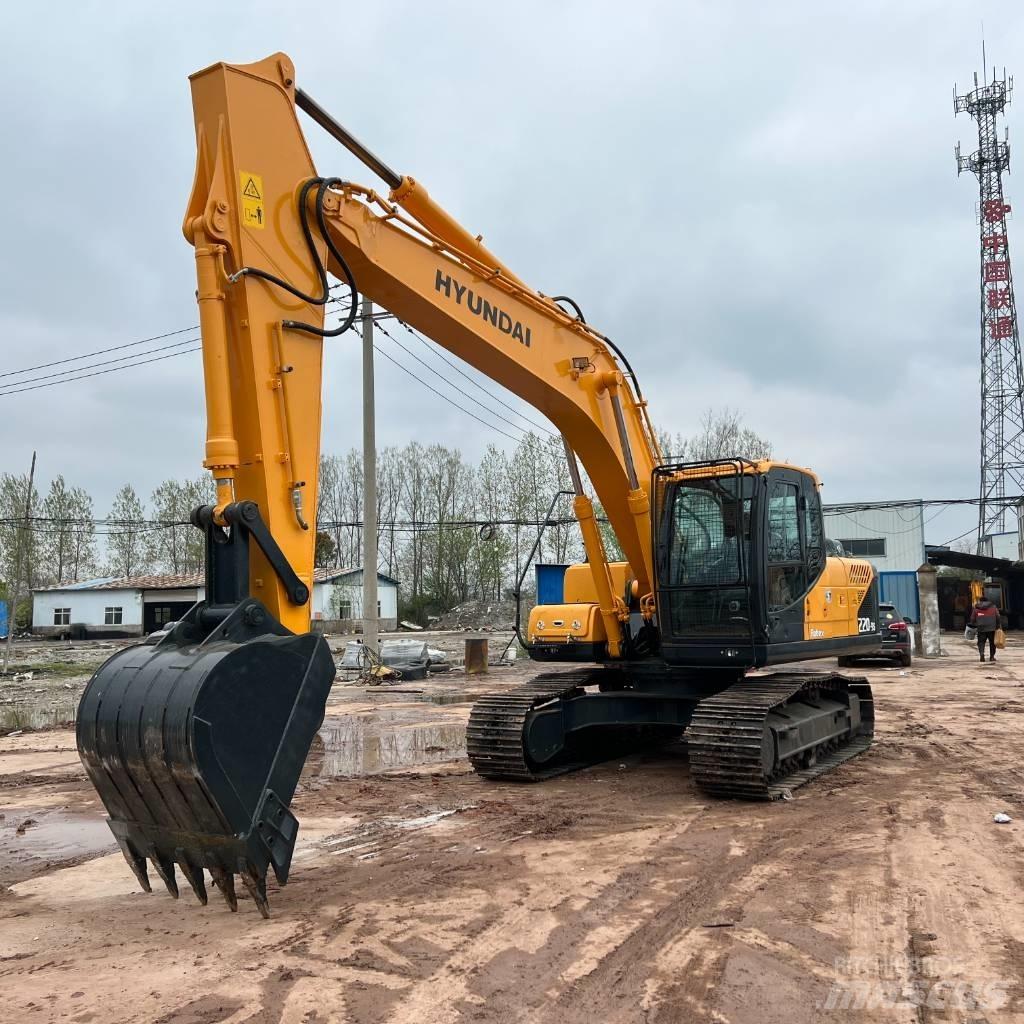 Hyundai R220LC-9 Pásové rýpadlá