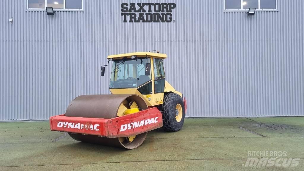 Dynapac CA302D, Vält Ťahačové valce