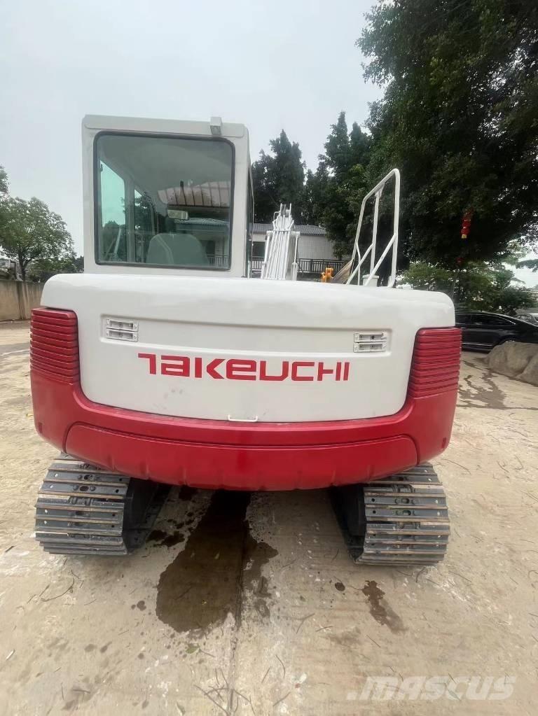 Takeuchi TB180C Pásové rýpadlá