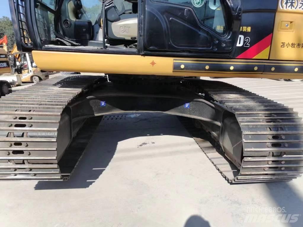 CAT 320 D Pásové rýpadlá