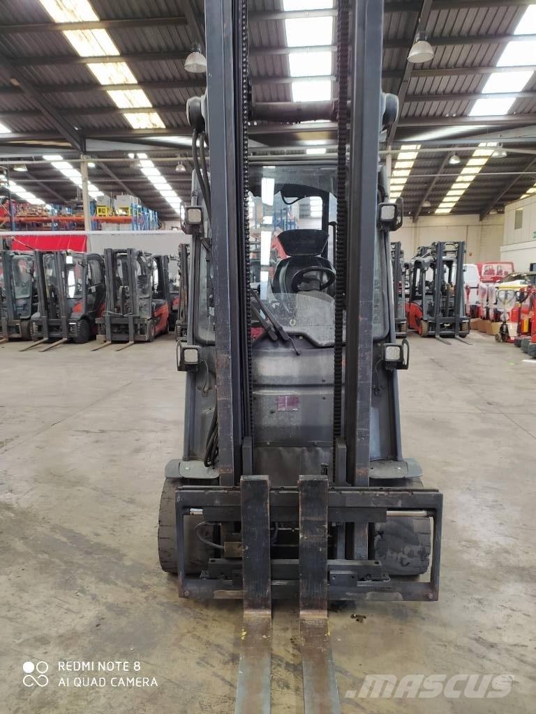 Linde E 35 HL Akumulátorové vozíky