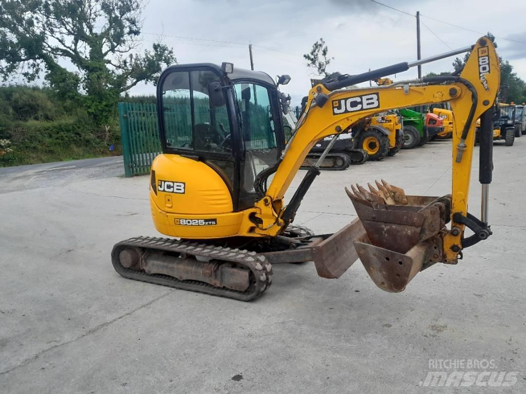 JCB 8025 Mini rýpadlá < 7t