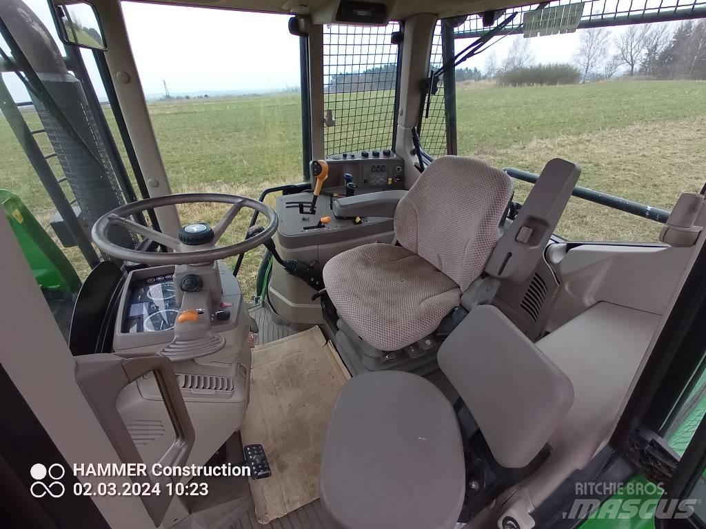 John Deere 6115M Lesné traktory