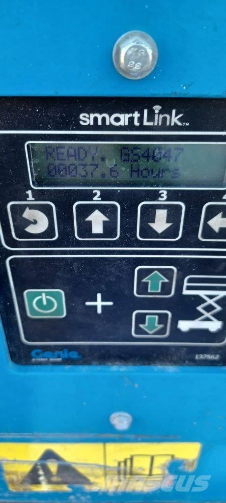 GENIE GS4047 Nožnicové zdvíhacie plošiny