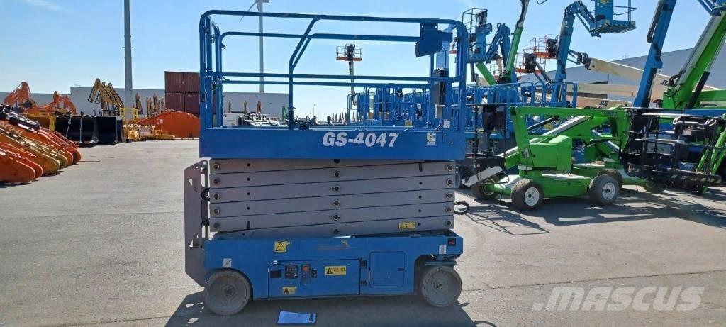 GENIE GS4047 Nožnicové zdvíhacie plošiny