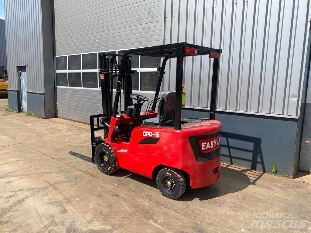 EasyLift CPD 15 Iné