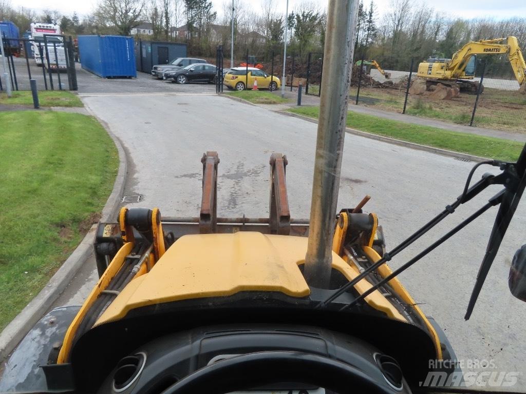 JCB 3 CX 14 Rýpadlo-nakladače