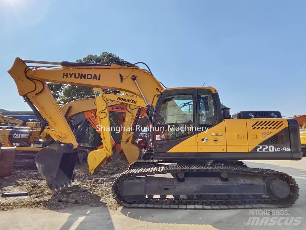 Hyundai 220 Pásové rýpadlá