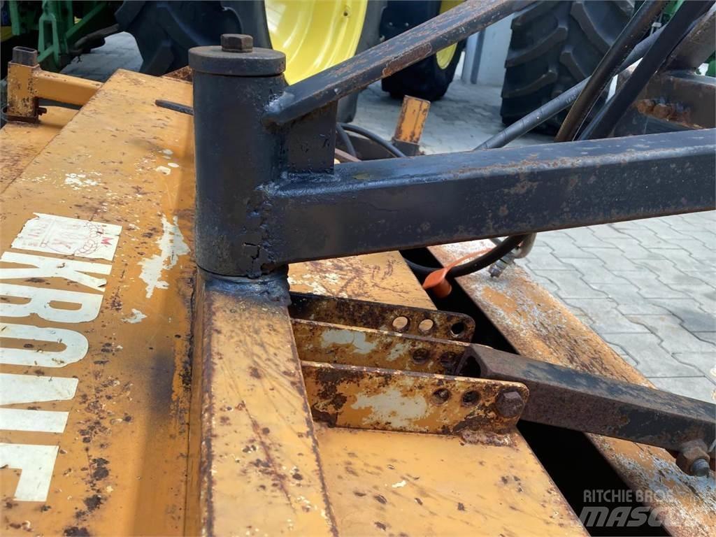 Bema 2,30 m Zametacie stroje