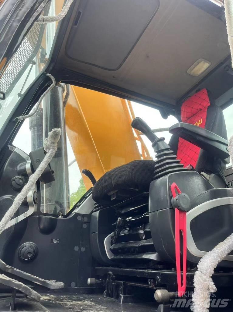 Hyundai R 305LC-9S Pásové rýpadlá