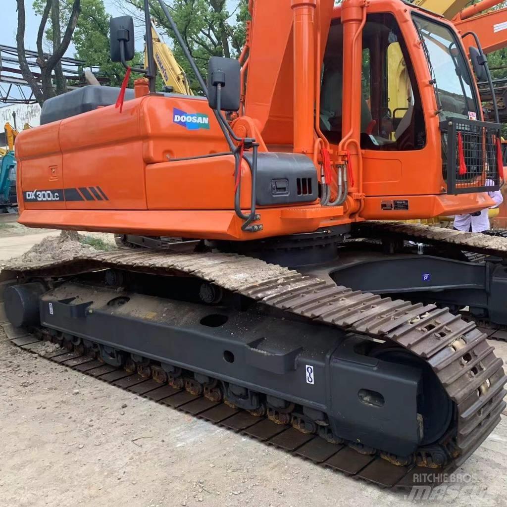 Doosan dx300 Pásové rýpadlá