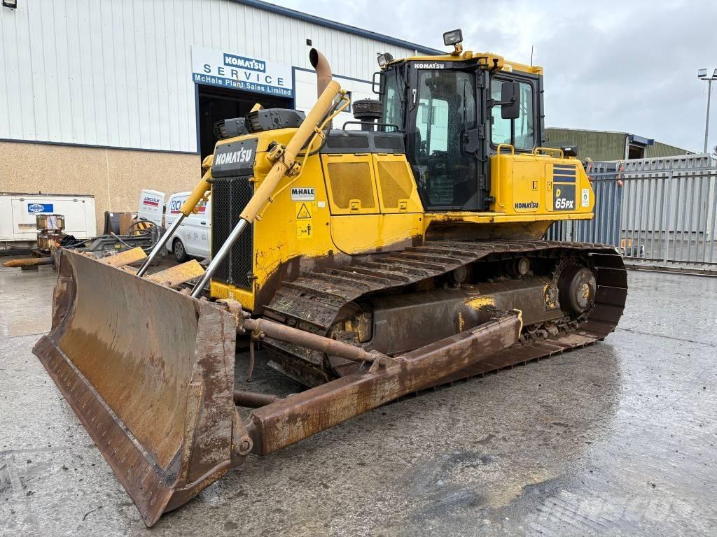 Komatsu D65PX-18 Pásové dozéry