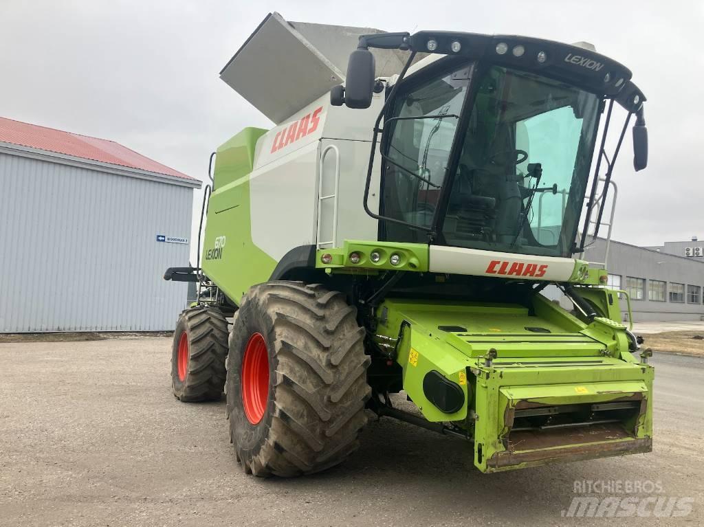CLAAS Lexion 670 Kombinované zberacie stroje
