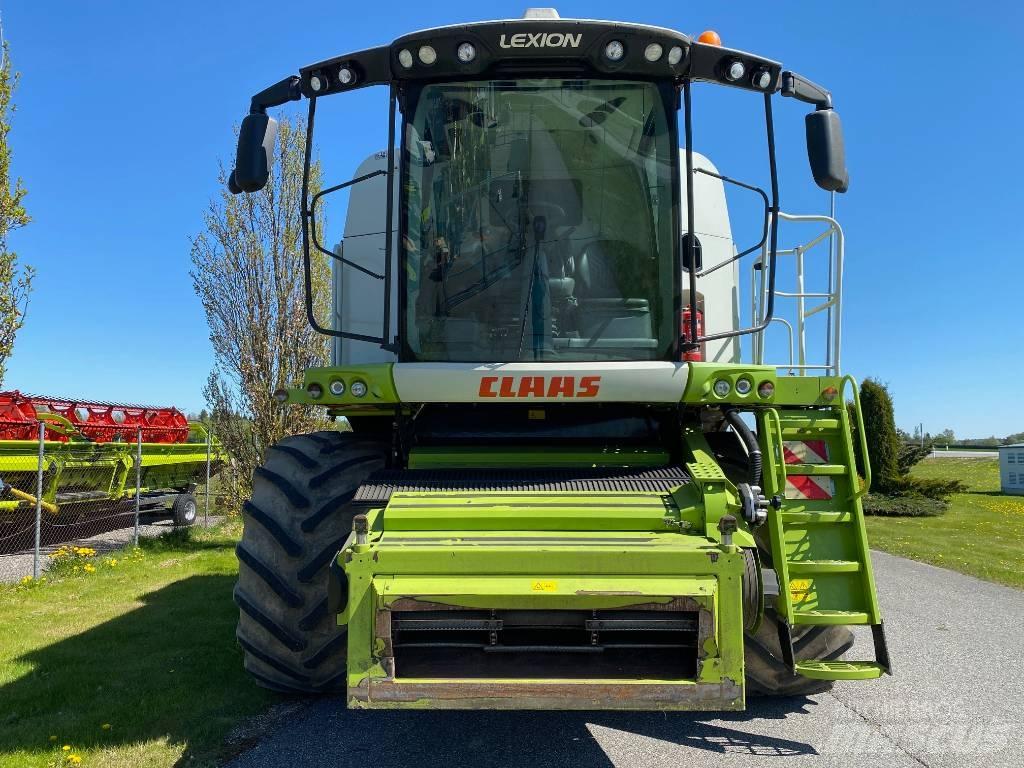 CLAAS Lexion 670 Kombinované zberacie stroje
