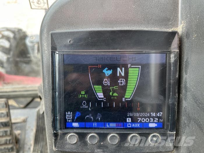 Takeuchi TB295W Kolesové rýpadlá