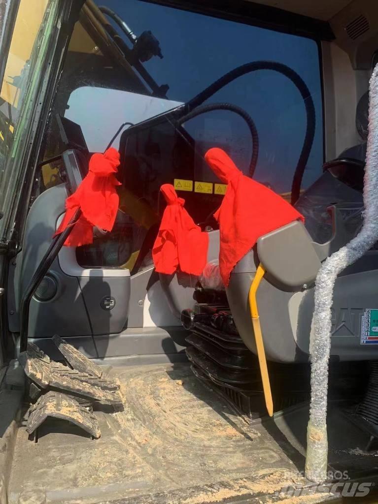 CAT 320 D L Pásové rýpadlá
