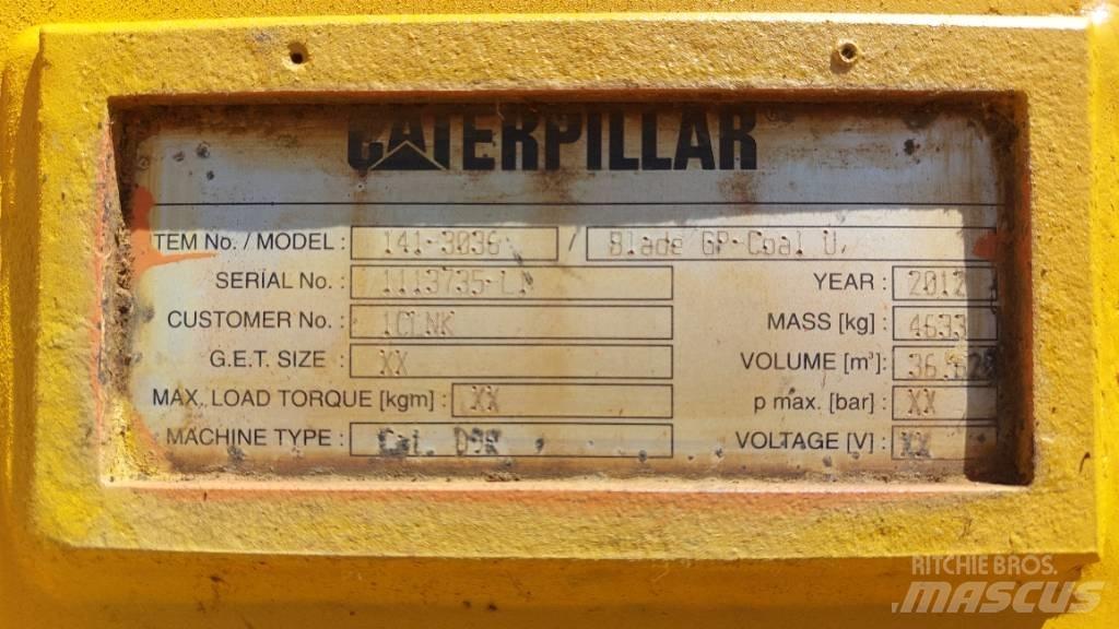 CAT D9T Pásové dozéry