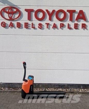 Toyota LWI 160 Ručne vedené vysokozdvižné vozíky