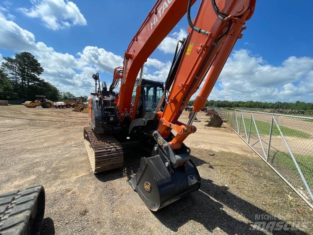 Hitachi ZX 135 US-6 Pásové rýpadlá